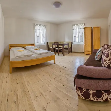 Casa de Campo Svajciarsky Dom *